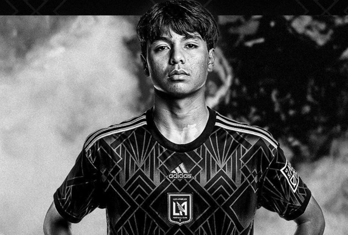 Profil Adrian Wibowo Striker Indonesia di Tim Baru