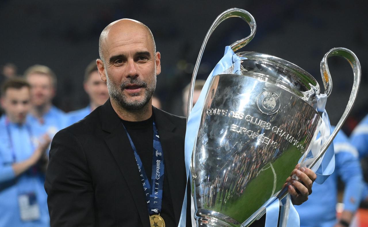 Satu Stadion Sumpahi Pep Guardiola Dipecat, Arne Slot Dia Nggak